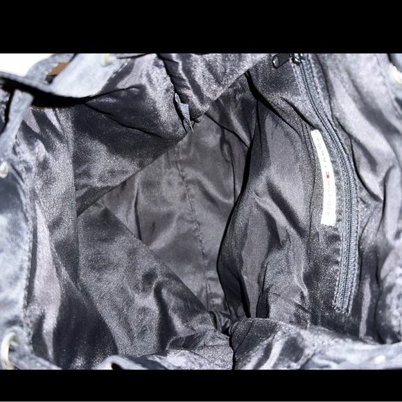 Tommy Hilfiger Backpack Bag - Picture 7 of 10